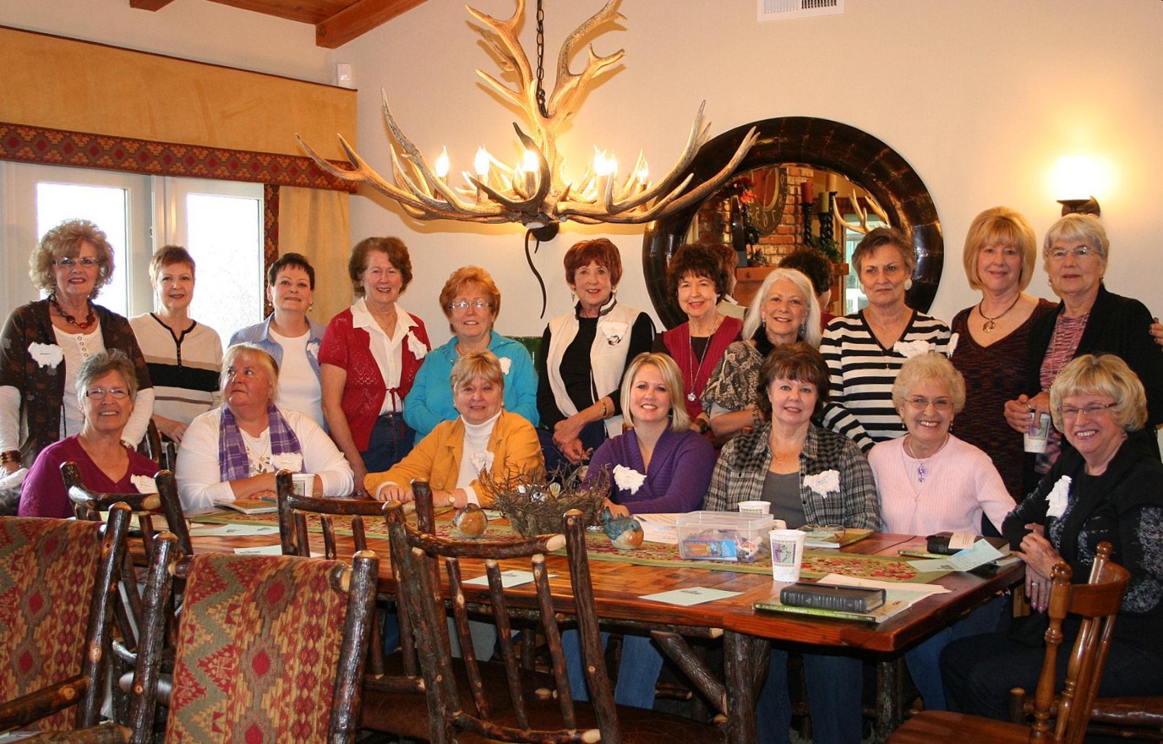 Shepherd of the Hills, 24300 Bear Valley Rd, Tehachapi, CA, 93561 Women's Bible study